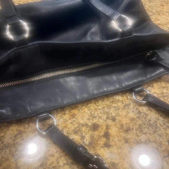 Coach Gallery Soft Black Leather Handbag Tote Purse - Picture 10 of 13